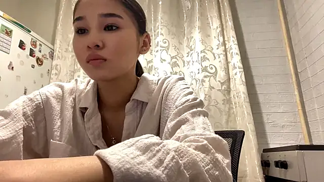 CatherineForbes online show from May 4, 2:43 pm