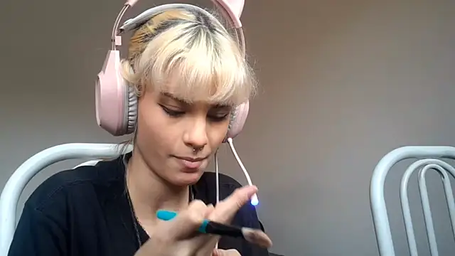 JustinCerqueira online show from March 18, 4:23 pm