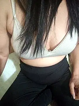 lovely 0078 online show from March 10, 11:47 am