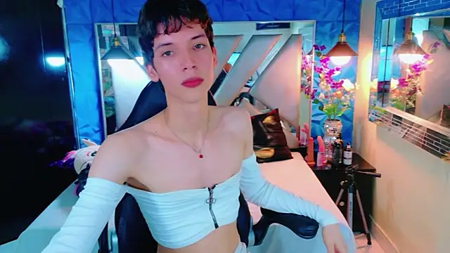 Stefany PiInk online show from May 28, 12:47 pm