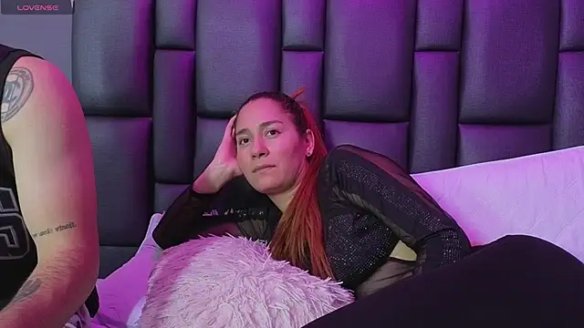 RyanAndGya online show from March 14, 8:43 pm