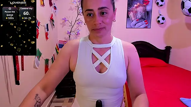 sara florez12 online show from July 5, 12:11 pm