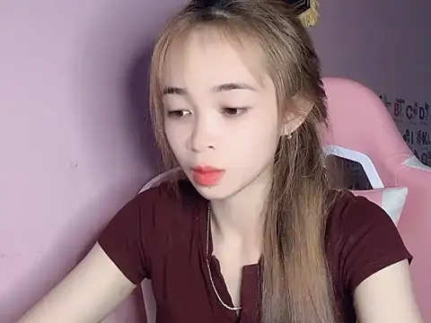 Odile068 online show from March 21, 6:46 pm