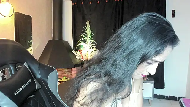 Vicky Angeel online show from June 13, 3:59 am