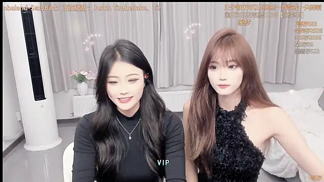 Momolith 616 online show from April 29, 5:30 pm