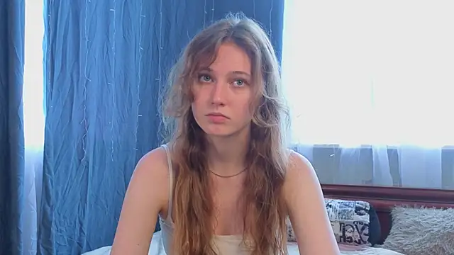 RubieHeiser online show from June 15, 10:37 am