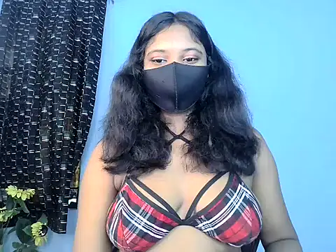 KASHISH SINGH  online show from June 21, 10:08 am