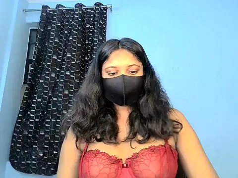 KASHISH SINGH  online show from July 29, 1:05 am