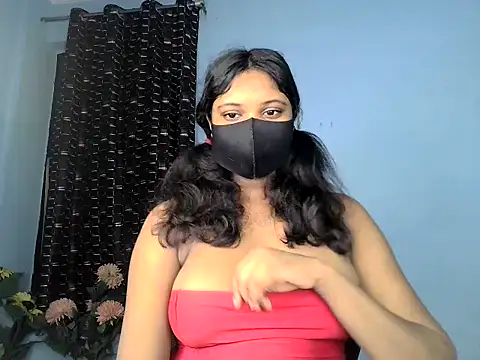 KASHISH SINGH  online show from July 17, 4:21 pm