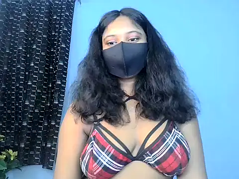KASHISH SINGH  online show from June 27, 12:22 pm