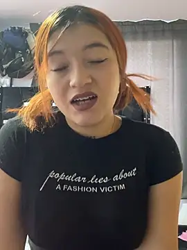 Kari leonXXX online show from March 17, 7:07 pm