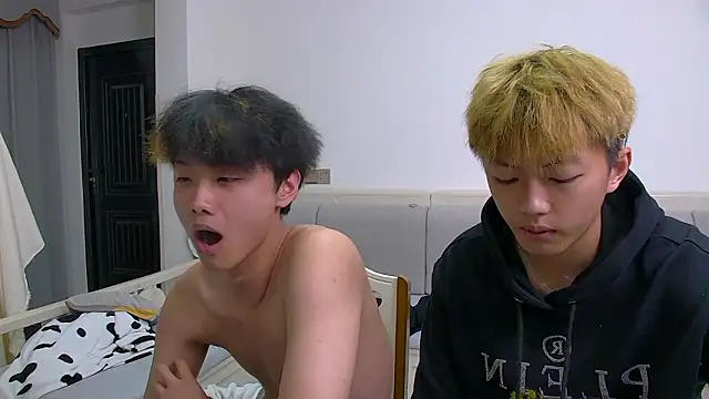 icecream-002 online show from March 16, 1:15 pm