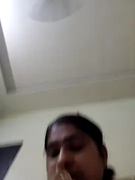 riyasingh9900 online show from March 11, 4:42 pm