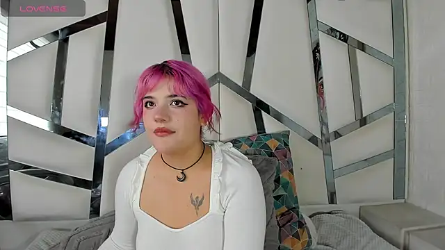 Sherry Boomm online show from March 17, 8:46 pm