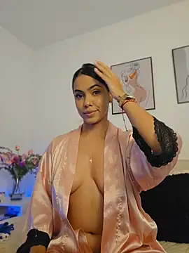 Victoria Evanss online show from July 6, 9:28 pm