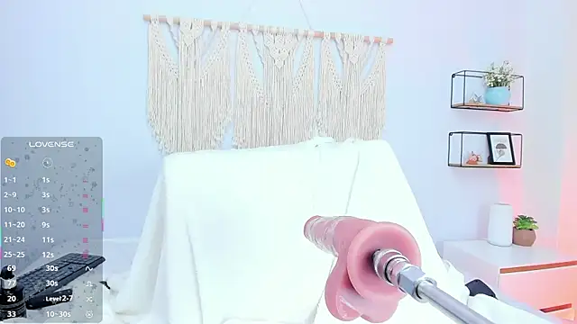 alexaa lovely online show from May 1, 2:09 pm