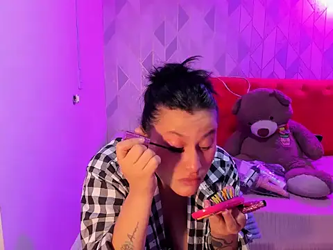 brunne eva online show from March 18, 4:50 am