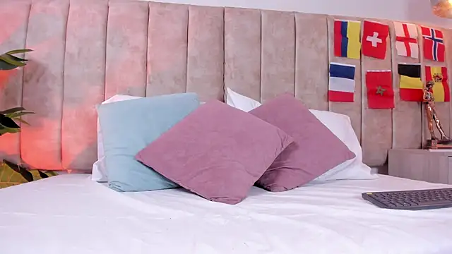 AgathaSavage online show from July 9, 7:33 am