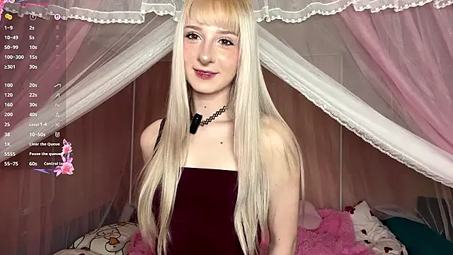 OnlyEva1 online show from March 18, 9:25 am