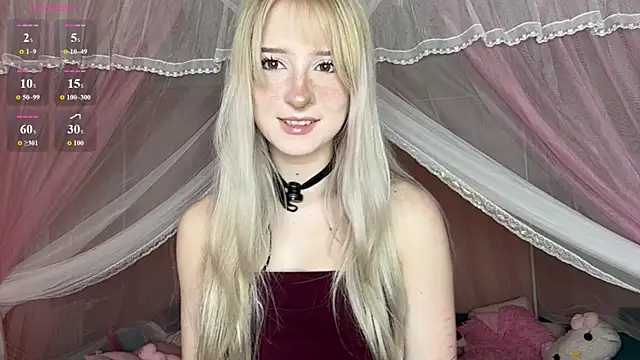 OnlyEva1 online show from July 11, 10:15 am