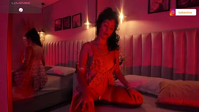 karoline lux online show from March 14, 4:02 am