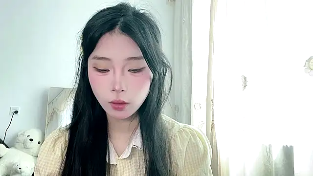 yiyibaby2026 online show from May 6, 2:48 am