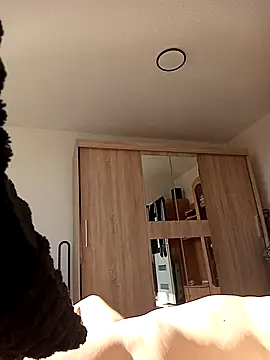 Puma818181 online show from March 15, 1:46 pm