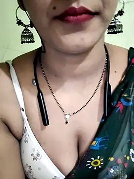 Hot lady234 online show from July 6, 6:10 pm