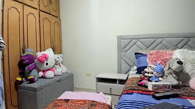 Katiaws online show from March 18, 1:49 pm