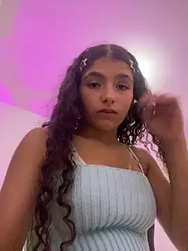LINDA EF online show from May 12, 4:24 pm