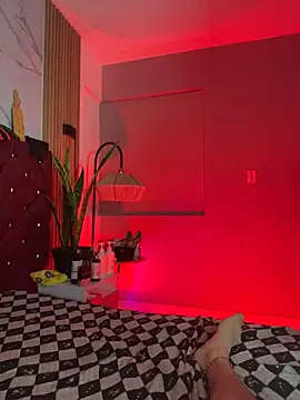 MILU-XXX online show from March 21, 3:55 am