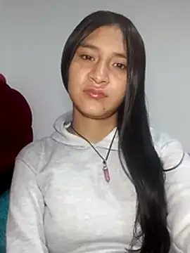 KarolaMendez online show from July 11, 2:11 am