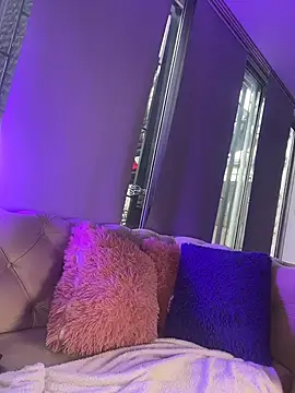 Amelie Fabulous  online show from August 5, 7:42 pm