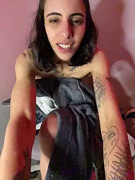 Poison Ivy 29 online show from July 2, 3:23 am