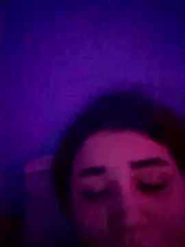 Amyzinhawolf online show from March 17, 6:39 am