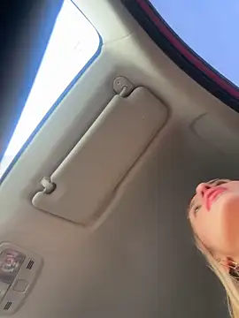 Camilabarbietoscano online show from March 14, 12:06 pm