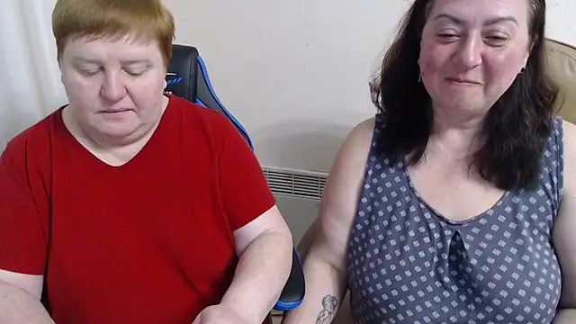 Lindy-Jeanie online show from March 18, 8:03 pm