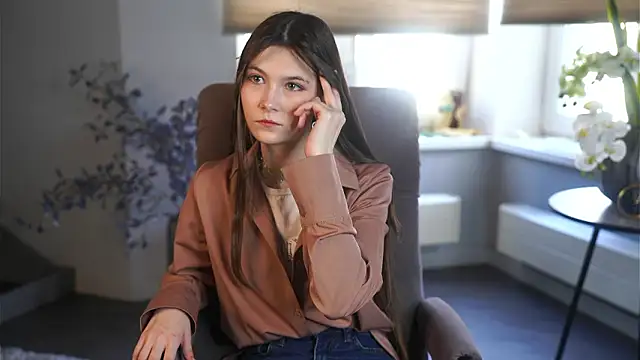 EuraButscher online show from March 16, 11:58 am