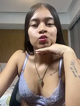 Kloe 00 online show from March 15, 3:41 am