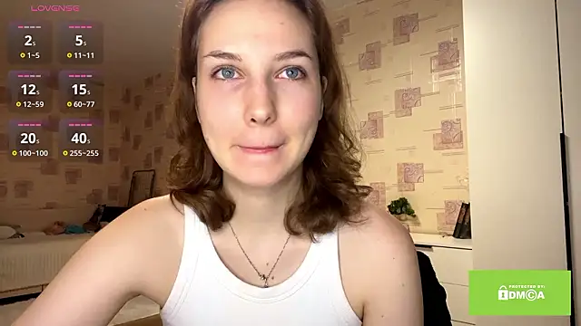 SamellaFlugum online show from March 20, 5:18 pm