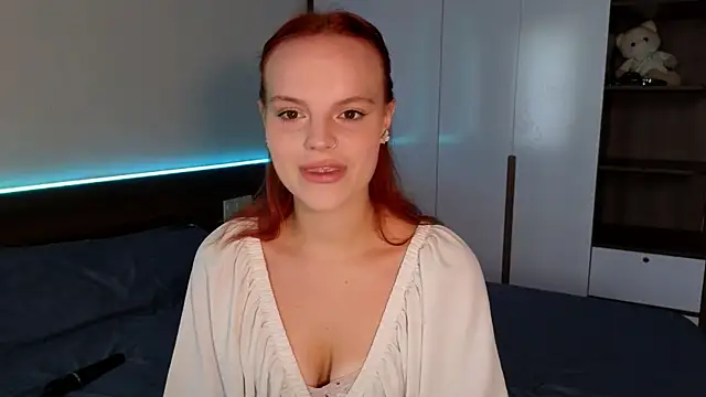 mollybossy online show from July 13, 1:39 am