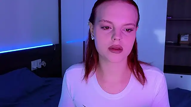 mollybossy online show from June 22, 12:26 am