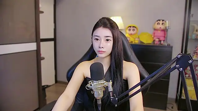 XiaoYuBao- online show from July 1, 4:28 pm