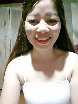 Yiyi102300 online show from August 9, 12:18 am