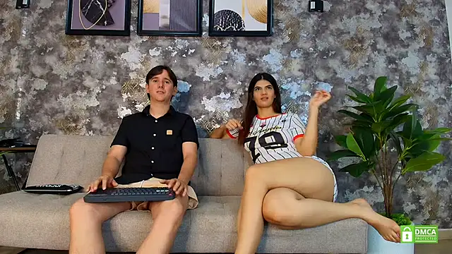 Mariana and Ronny online show from June 22, 4:53 am
