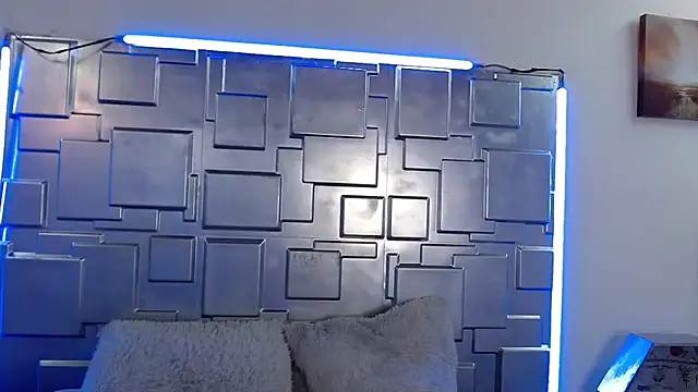 ChanelFitQueen online show from March 18, 3:28 pm