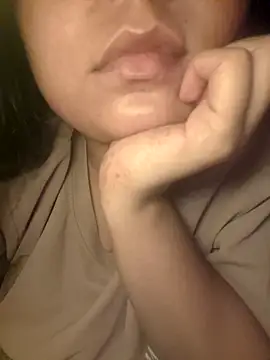 yourrasberry online show from March 21, 4:45 pm