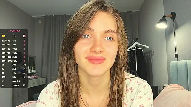Veluxe online show from July 5, 4:34 pm