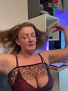 Milf-Gabi online show from May 13, 9:48 am