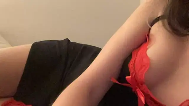 louloupoils online show from March 18, 12:48 am